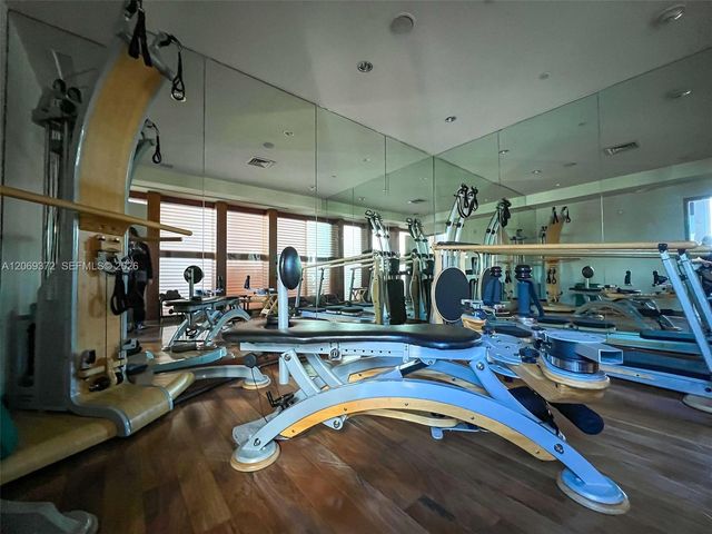 6799 Collins Avenue 804, Miami Beach, FL 33141