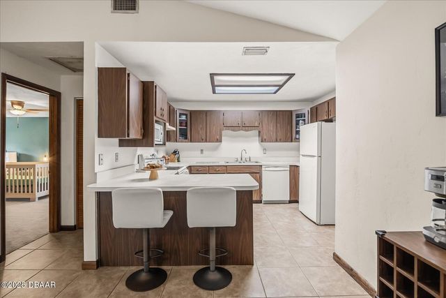 475 Lazy Z Lane, Oak Hill, FL 32759