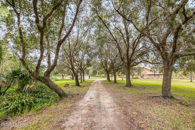 475 Lazy Z Lane, Oak Hill, FL 32759