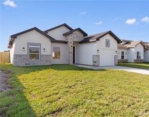 17950 Spruce Street, Combes, TX 78552