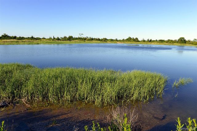 37 Barlow Lane, Rye, NY 10580