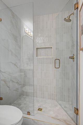 2206 Clarksville Pike, Nashville, TN 37208