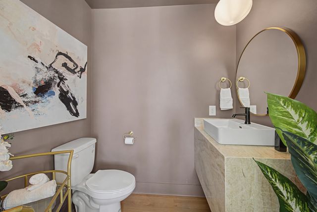 2206 Clarksville Pike, Nashville, TN 37208