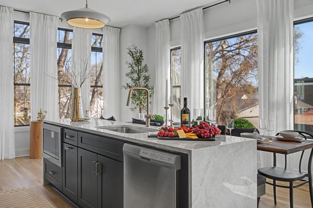 2206 Clarksville Pike, Nashville, TN 37208