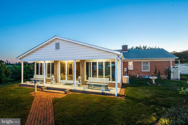 1868 SNYDERSBURG RD, Westminster, MD 21157