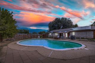 517 Durham Drive, Arlington, TX 76014