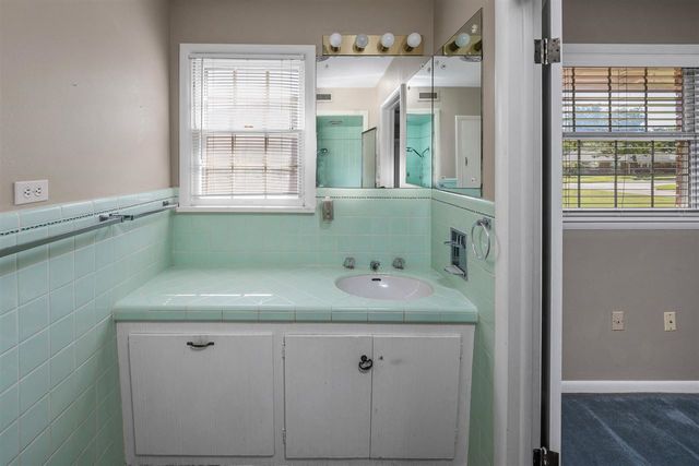 3402 NW Baltimore, Lawton, OK 73505