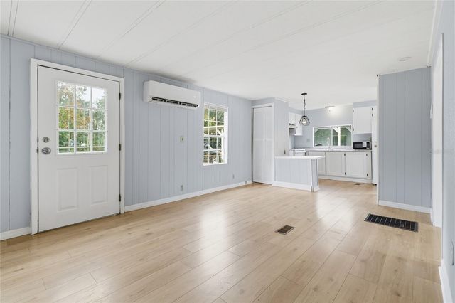 419 SUNRISE BOULEVARD, Polk City, FL 33868