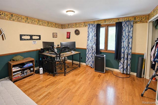 50676 Jefferson Avenue, New Baltimore, MI 48047