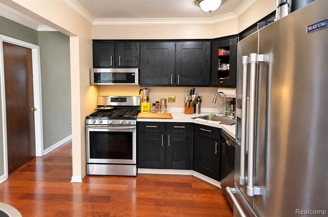 50676 Jefferson Avenue, New Baltimore, MI 48047