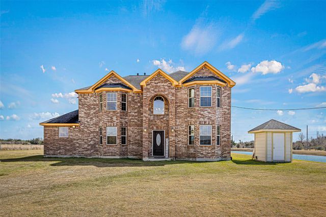 8503 Center Street, Hitchcock, TX 77563