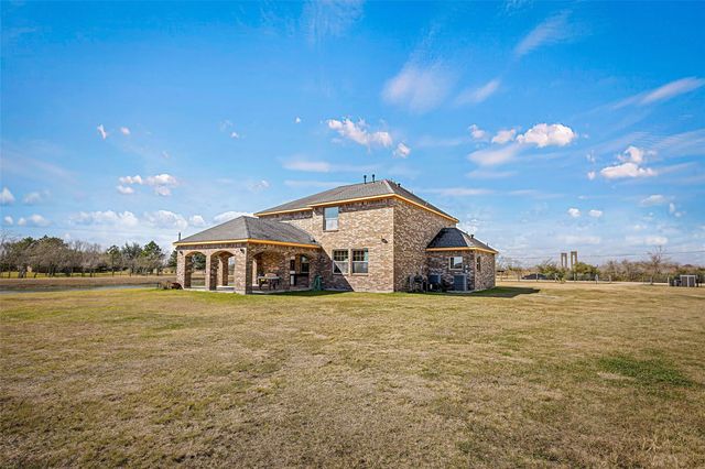 8503 Center Street, Hitchcock, TX 77563