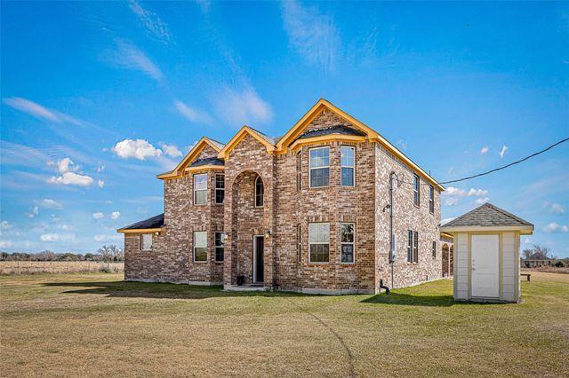 8503 Center Street, Hitchcock, TX 77563