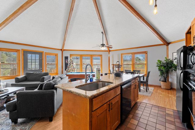 3709 Eagle Lane, Gatlinburg, TN 37738