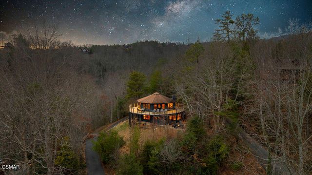 3709 Eagle Lane, Gatlinburg, TN 37738