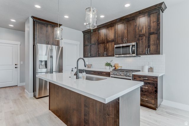 1274 W HENDRIX ST, Riverton, UT 84065