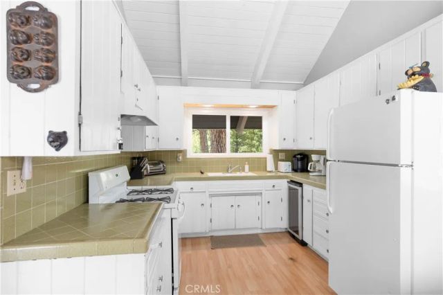 41747 Comstock, Big Bear Lake, CA 92315