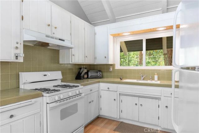 41747 Comstock, Big Bear Lake, CA 92315