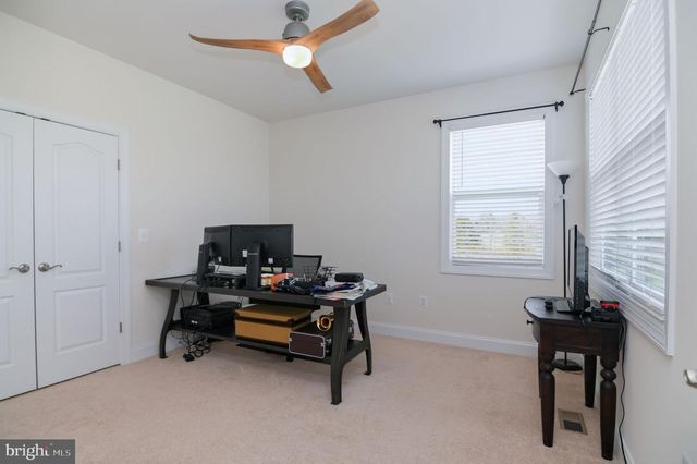 13419 FLEETWOOD DR, Nokesville, VA 20181