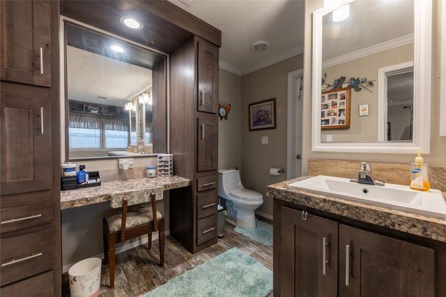 2835 Grays Prairie Lane, Scurry, TX 75158