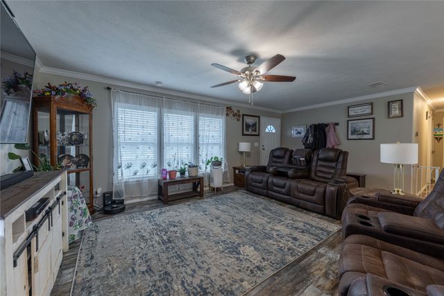 2835 Grays Prairie Lane, Scurry, TX 75158