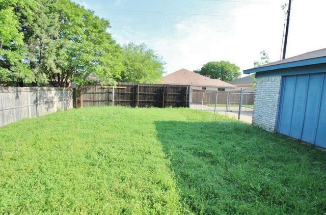 1019 Cedar Run Drive, Duncanville, TX 75137