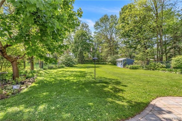 67 Castle Hill Road, Aurora, NY 14052
