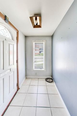 5207 N Lovejoy Avenue, Chicago, IL 60630