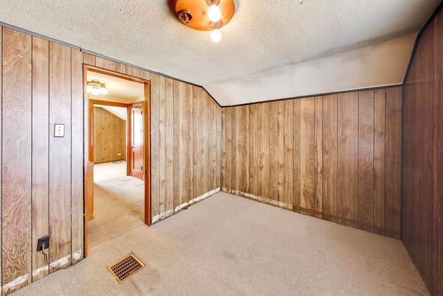 5207 N Lovejoy Avenue, Chicago, IL 60630
