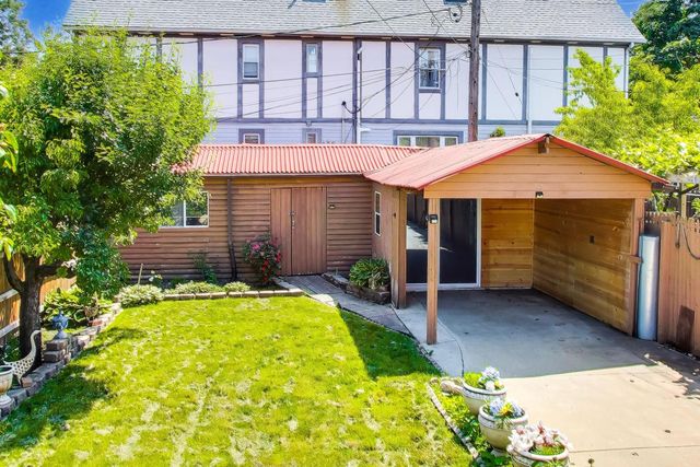 5207 N Lovejoy Avenue, Chicago, IL 60630