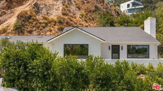 8353 Sunset View Drive, Los Angeles, CA 90069