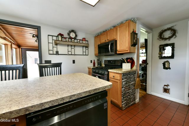 99 Greenfield Avenue, Milton, NY 12020