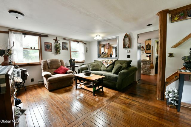 99 Greenfield Avenue, Milton, NY 12020