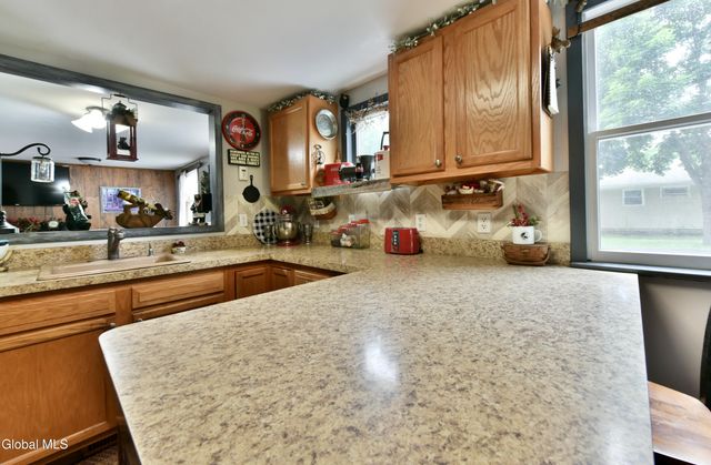 99 Greenfield Avenue, Milton, NY 12020