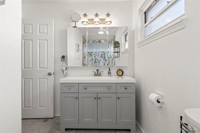 29701 Elmgrove Street, Saint Clair Shores, MI 48082