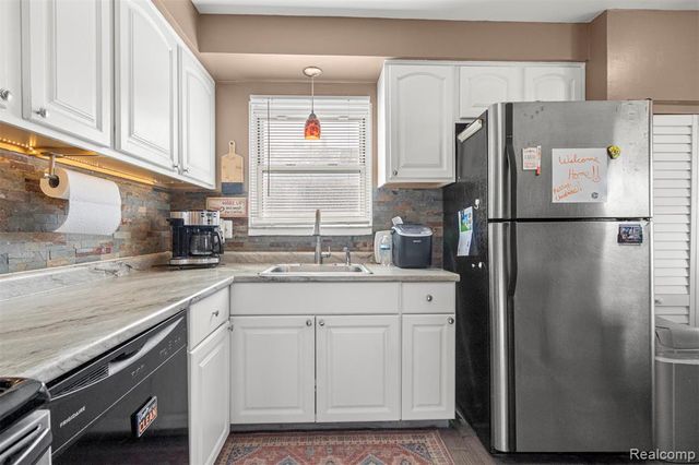 29701 Elmgrove Street, Saint Clair Shores, MI 48082