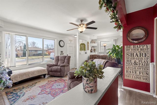 29701 Elmgrove Street, Saint Clair Shores, MI 48082