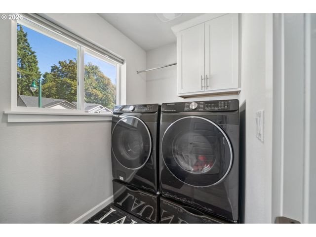 1540 19TH Ave, Forest Grove, OR 97116