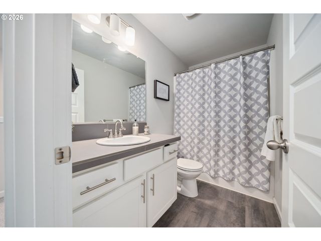 1540 19TH Ave, Forest Grove, OR 97116