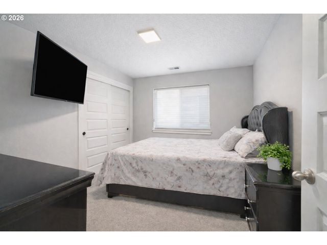 1540 19TH Ave, Forest Grove, OR 97116