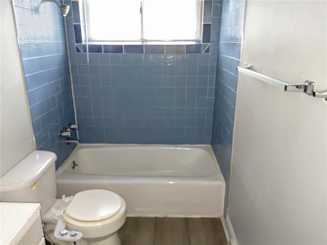 7707 E 118th Terrace, Kansas City, MO 64134