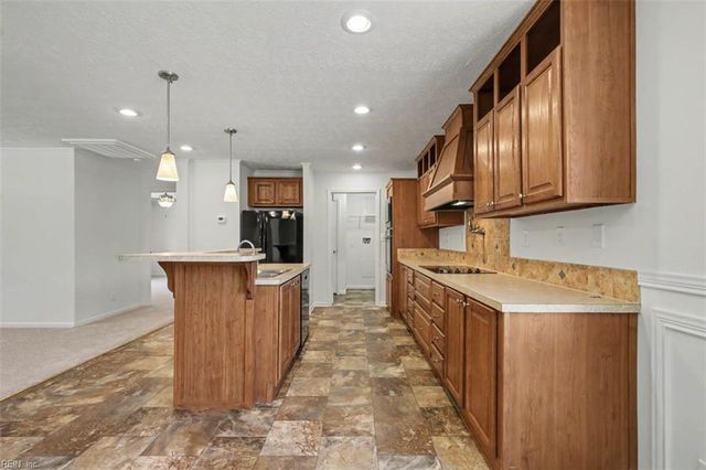 3562 Seawells Point LN, Hayes, VA 23072