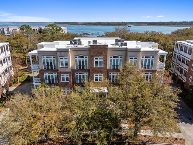 124 Fairbanks Oak Alley 4a, Charleston, SC 29492