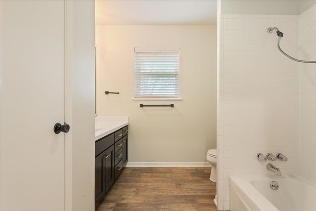 3201 Carroll Drive, Waco, TX 76708