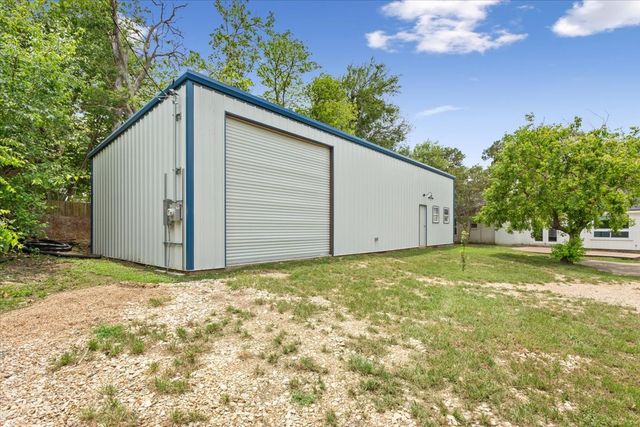 3201 Carroll Drive, Waco, TX 76708