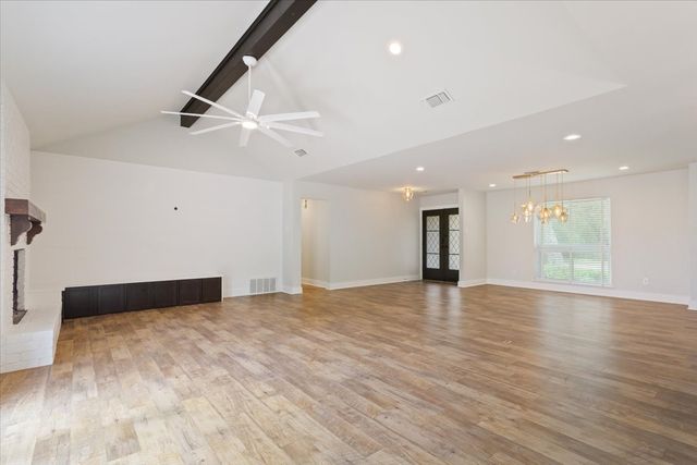 3201 Carroll Drive, Waco, TX 76708