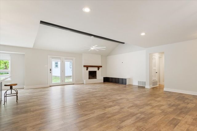 3201 Carroll Drive, Waco, TX 76708