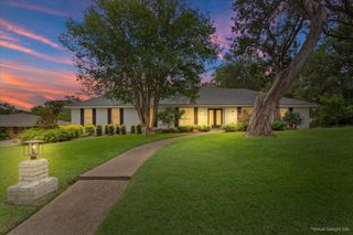 3201 Carroll Drive, Waco, TX 76708