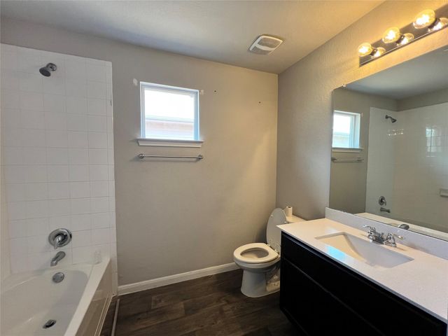 3412 Couch DR, Pflugerville, TX 78660