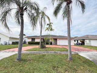 6887 Calle Del Paz N, Boca Raton, FL 33433